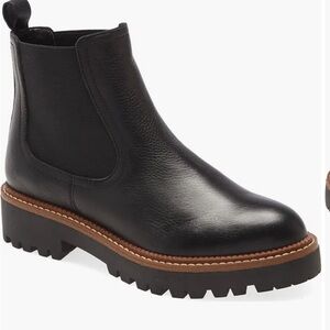 Caslon Miller Water Resistant Black Leather Lug Chelsea Boots 4.5M
